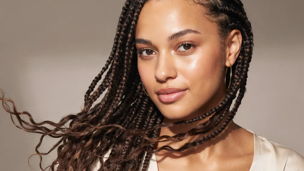 Goddess Knotless Braids