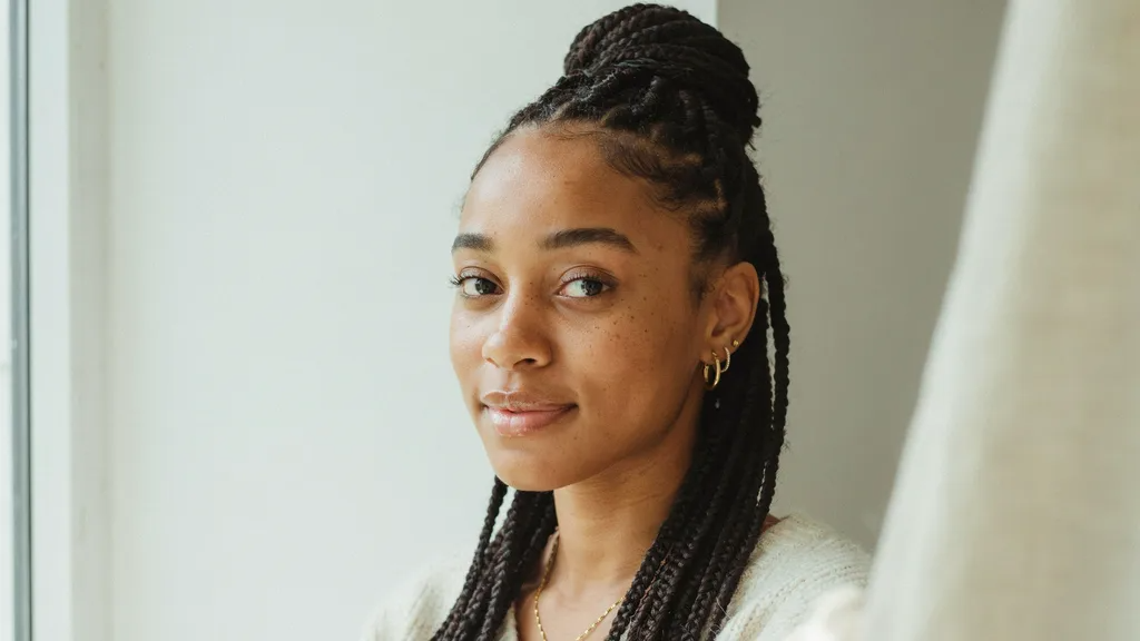 Half-Up Bun Knotless Braids