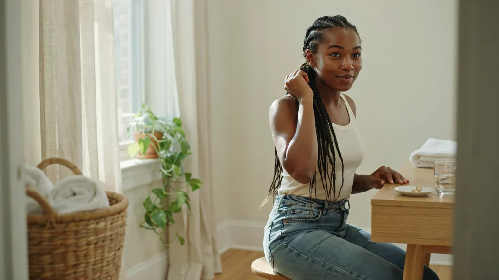 How to Style Knotless Braids