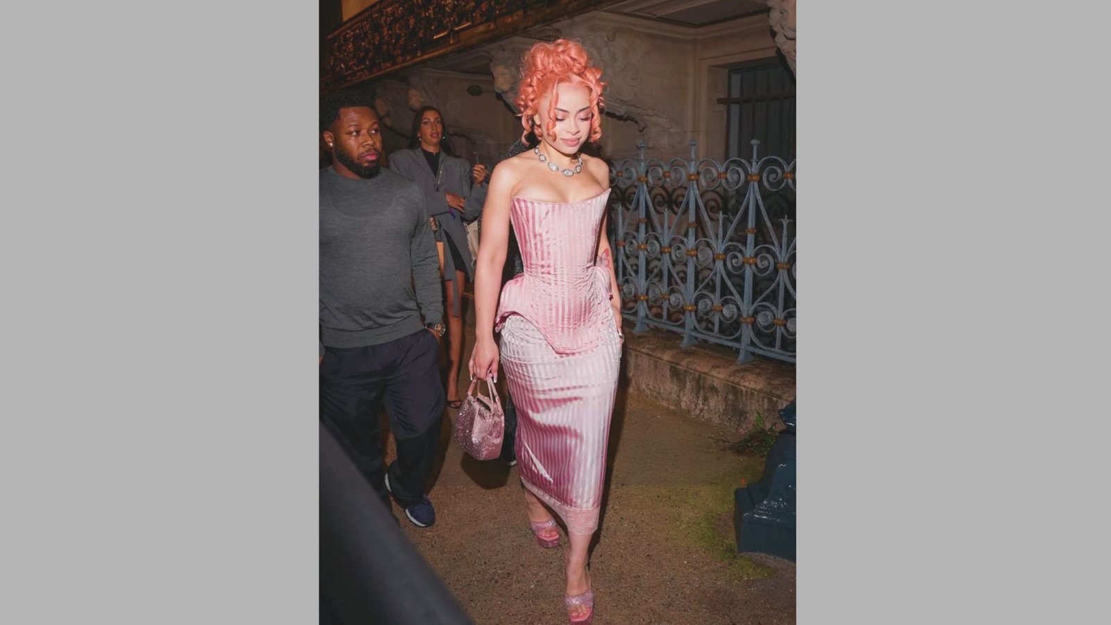 New York's Princess Pink Ensemble