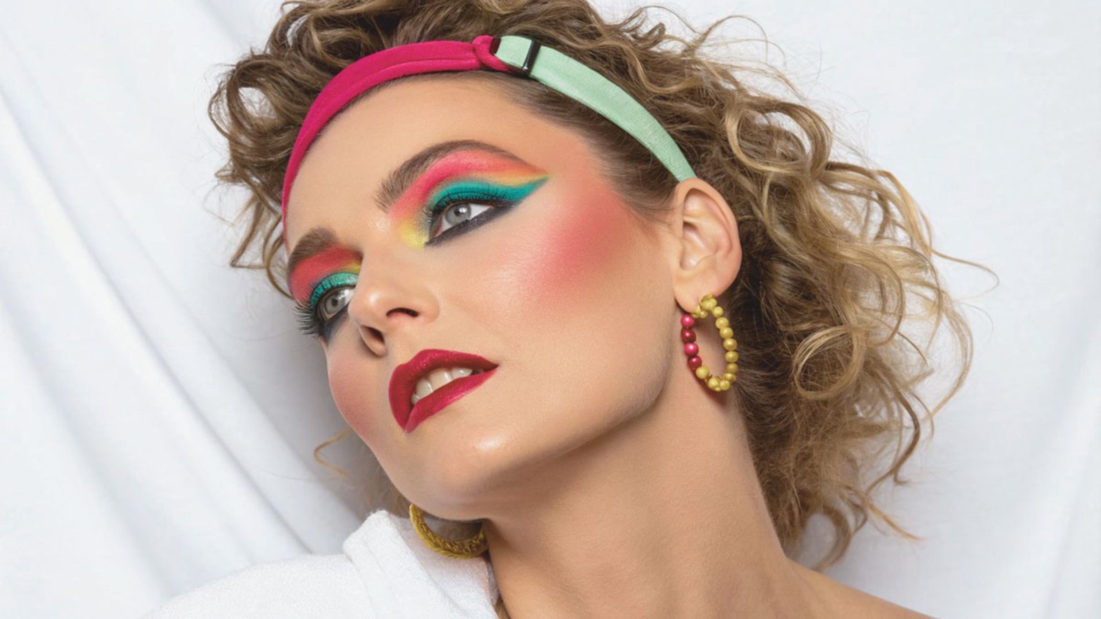 Retro Hair and Makeup