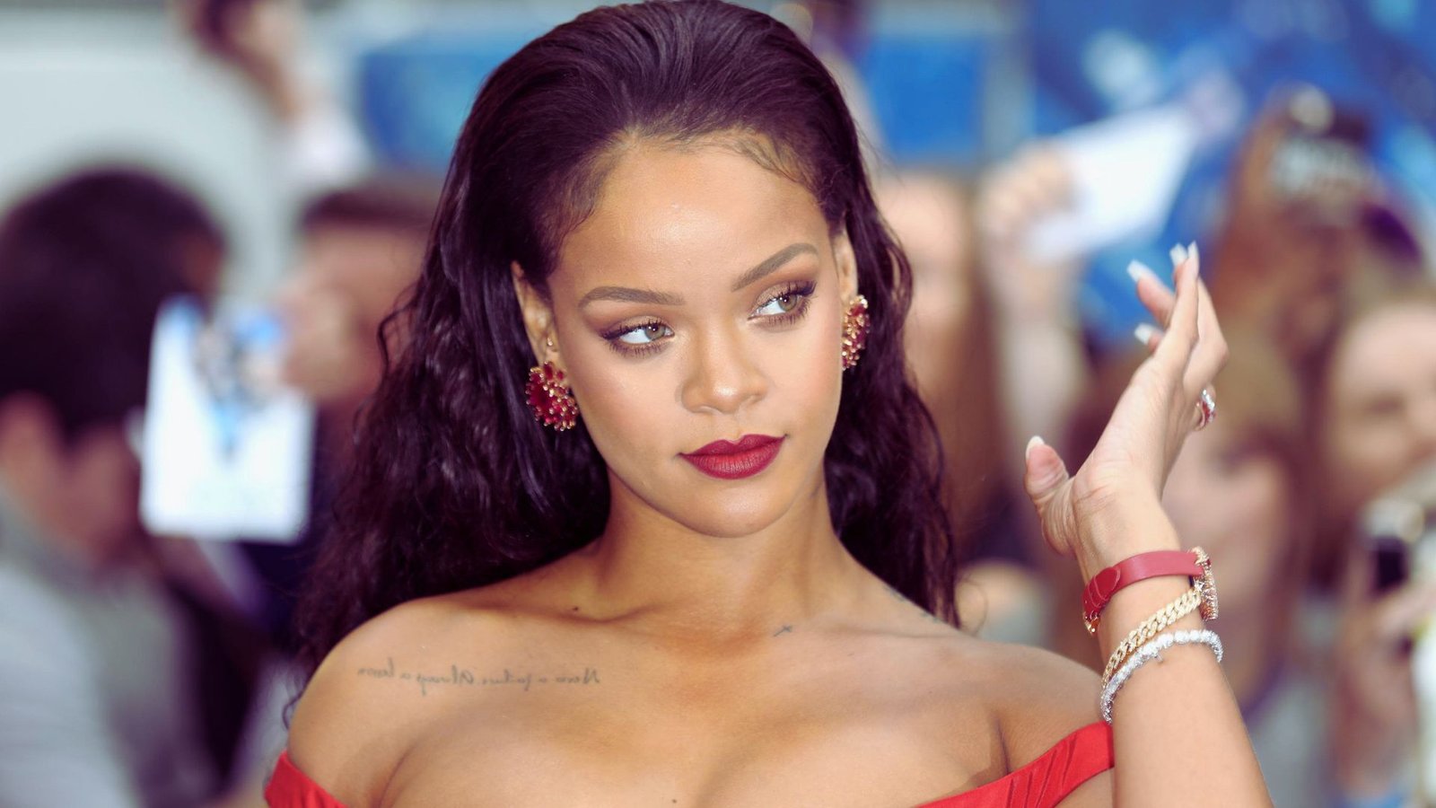 Why Rihanna Always Smells So Good