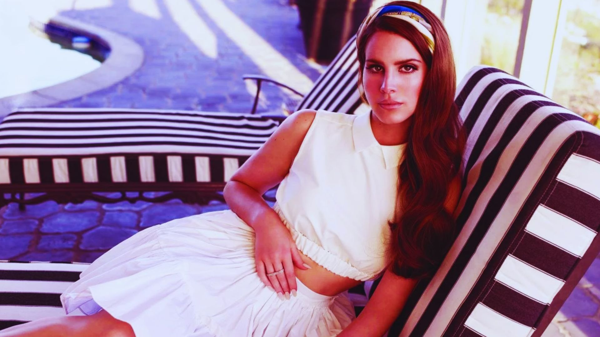 2. Old Hollywood Glamour