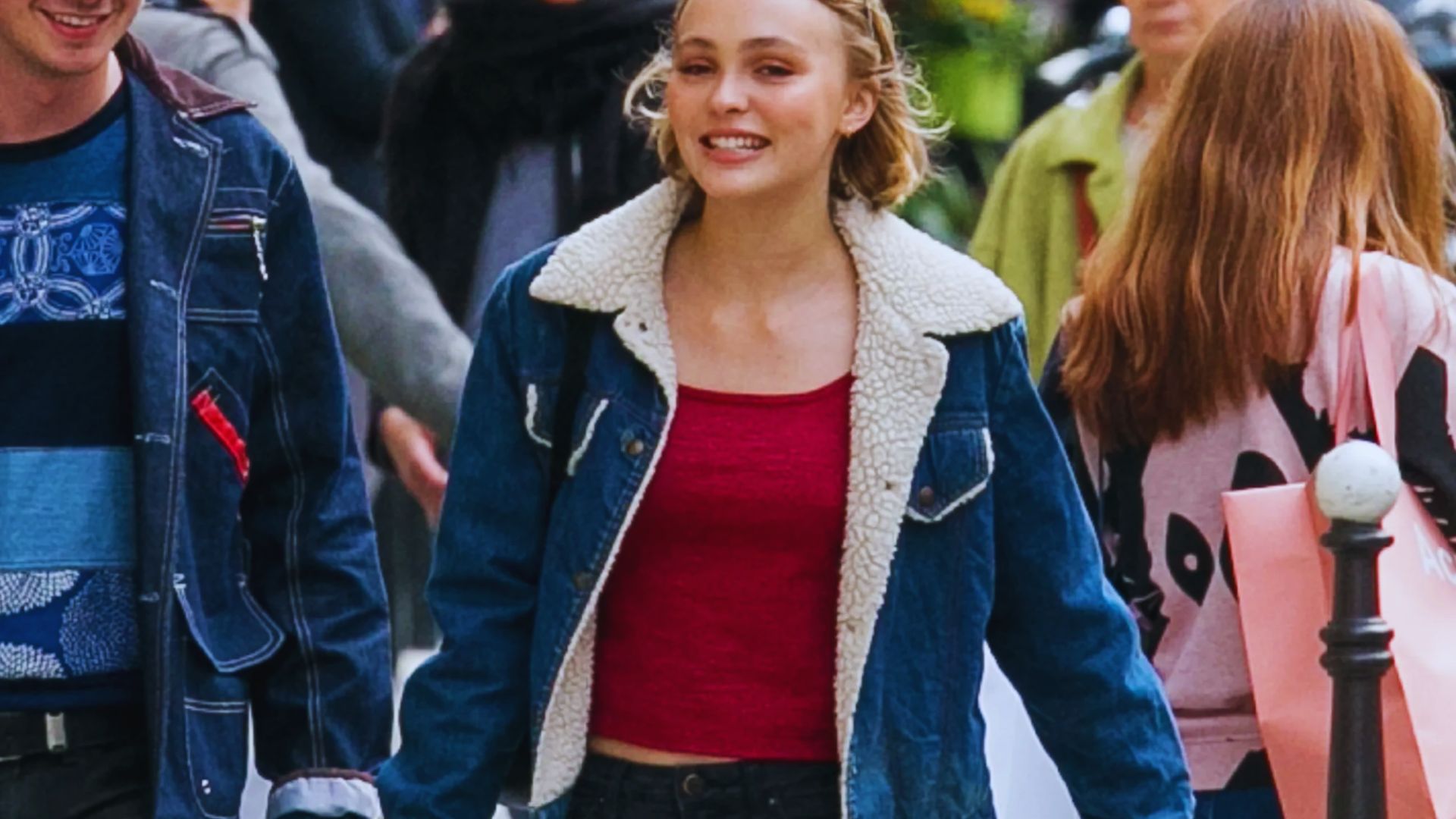 2. Vintage Denim & Cropped Tops