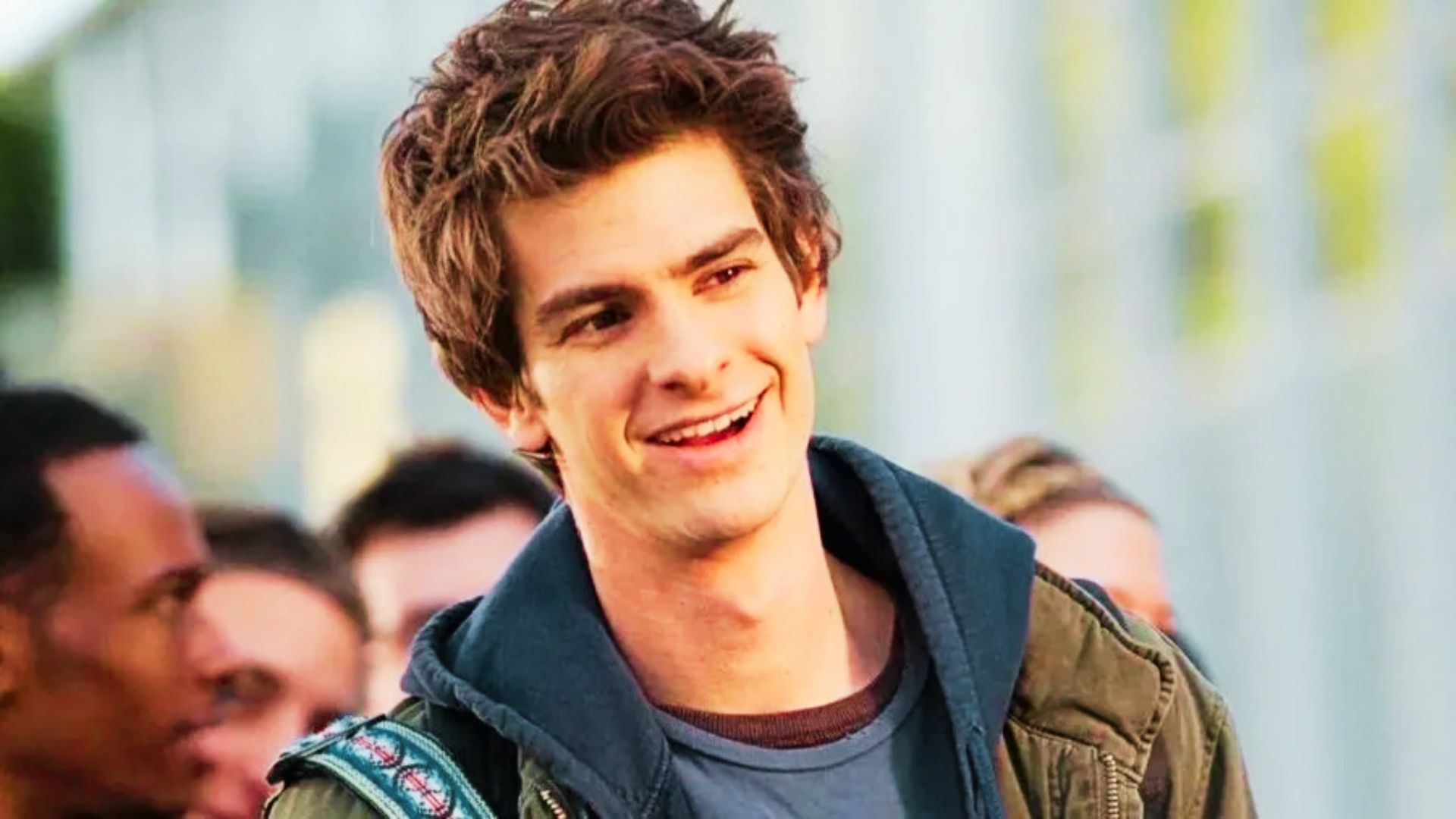 Andrew Garfield showcasing his popular haircut, highlighting its trendy style and appeal.