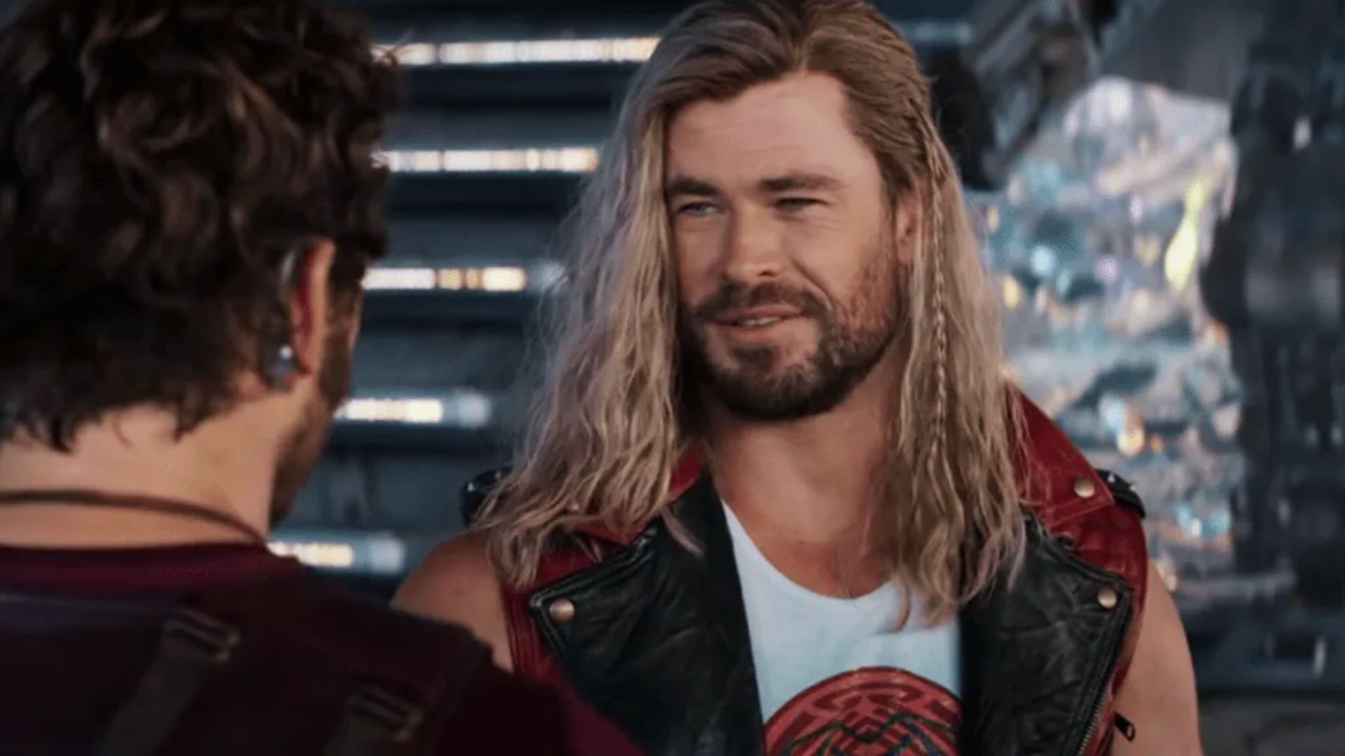 Chris Hemsworth Haircut " Medium to Long Hair (Thor Style) " FOR IDEAS INSPIRATION