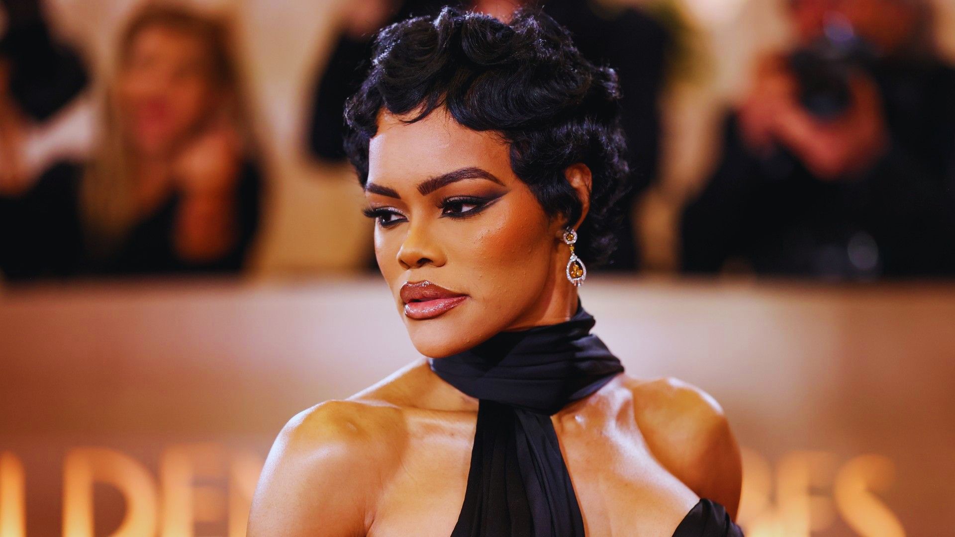 image of Teyana Taylor at an event.