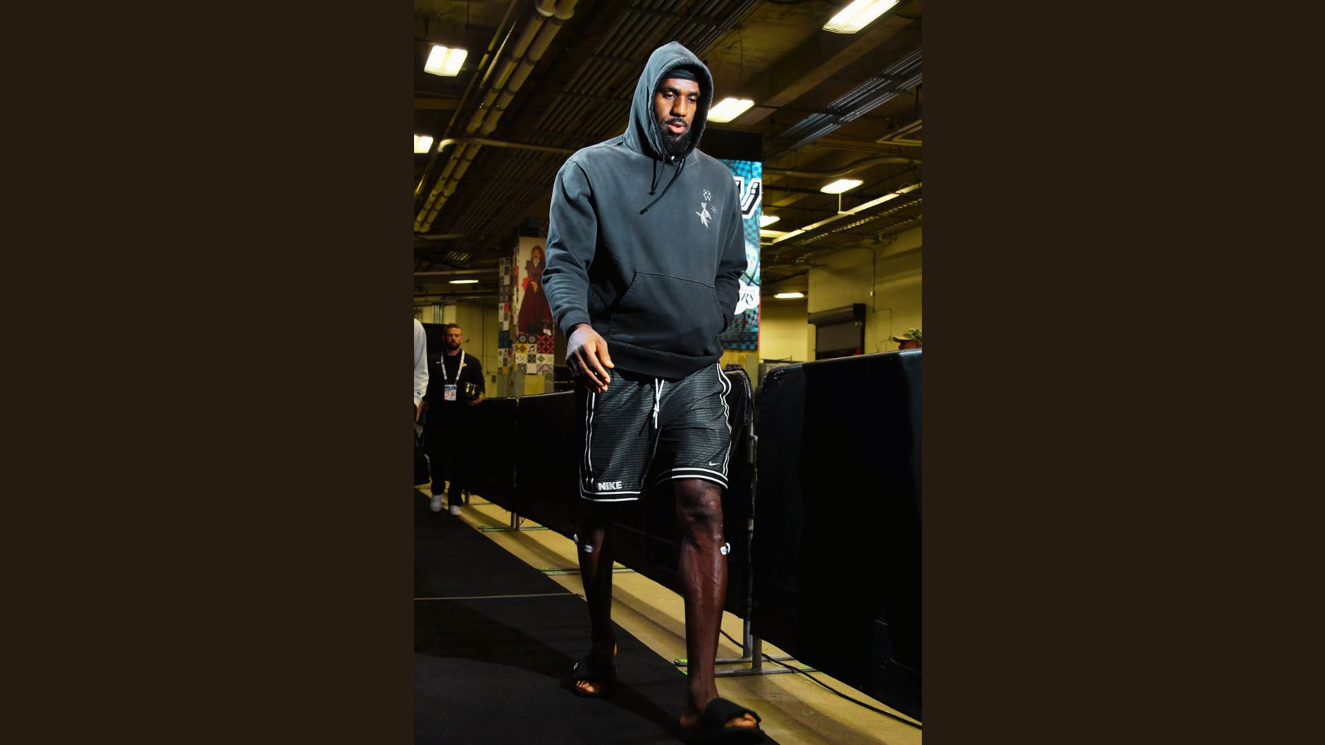 LeBron James All-Black Tunnel Walk Outfit